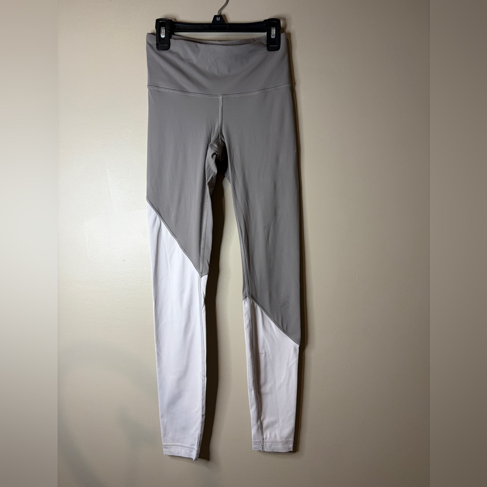 lululemon athletica Gray and White Jeggings